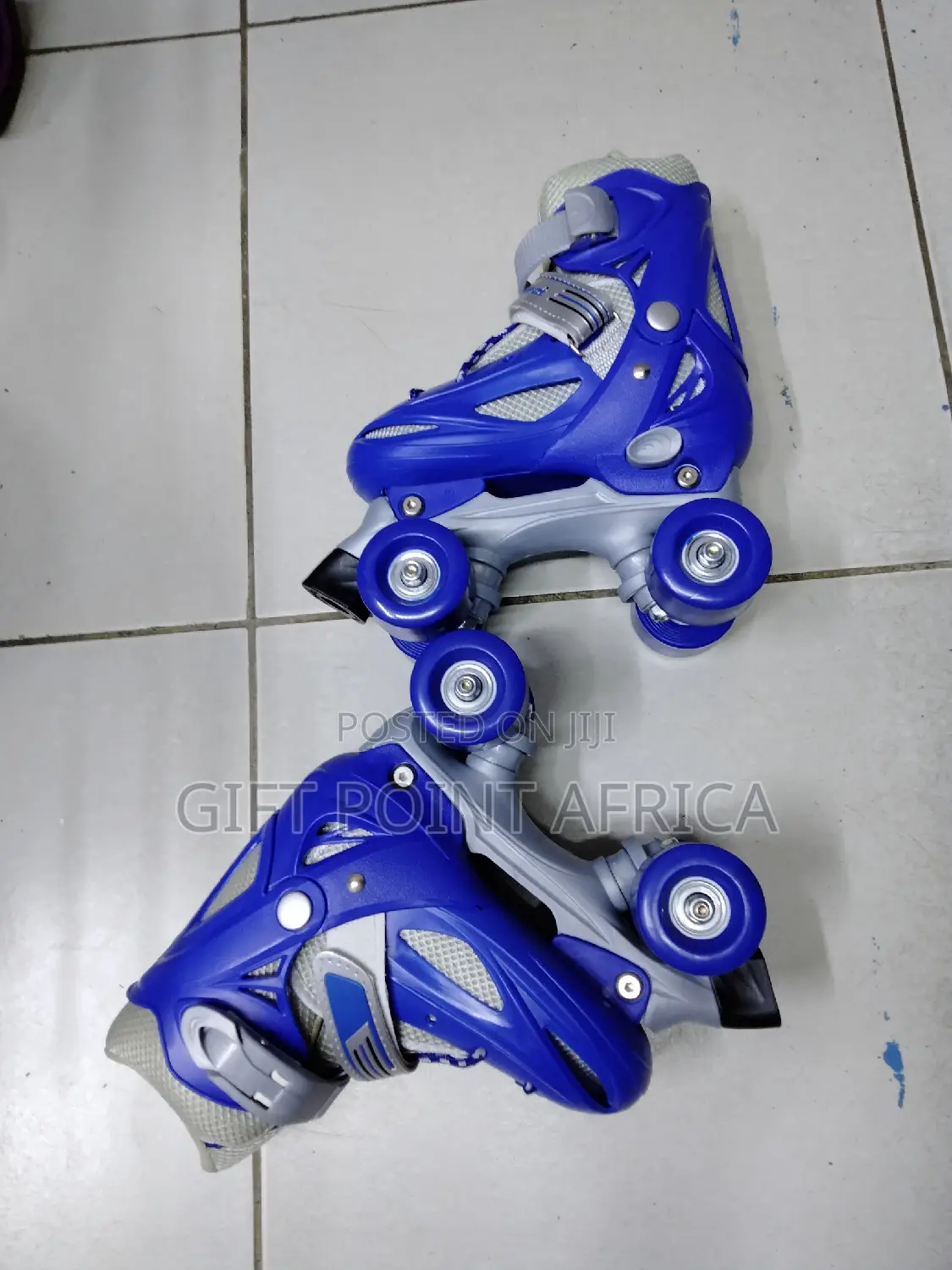 Four Wheels/Quads Adjustable Skates for Kids