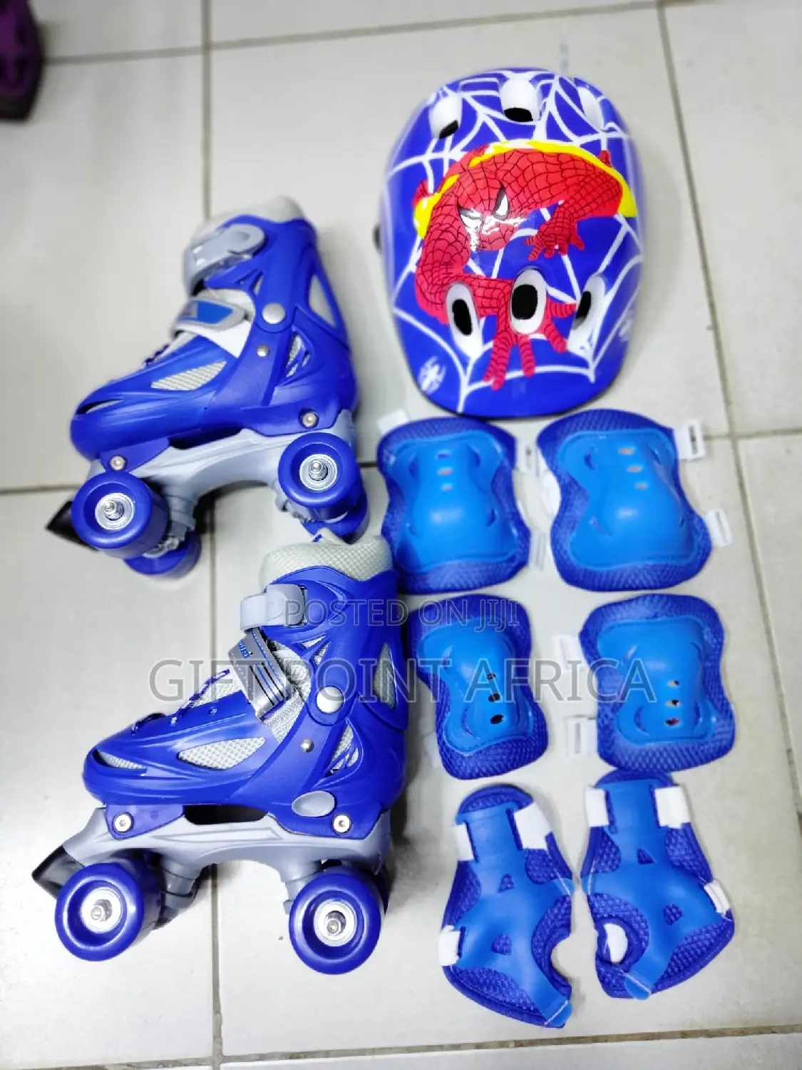 Full Set Four Wheels Adjustable Kids Skates