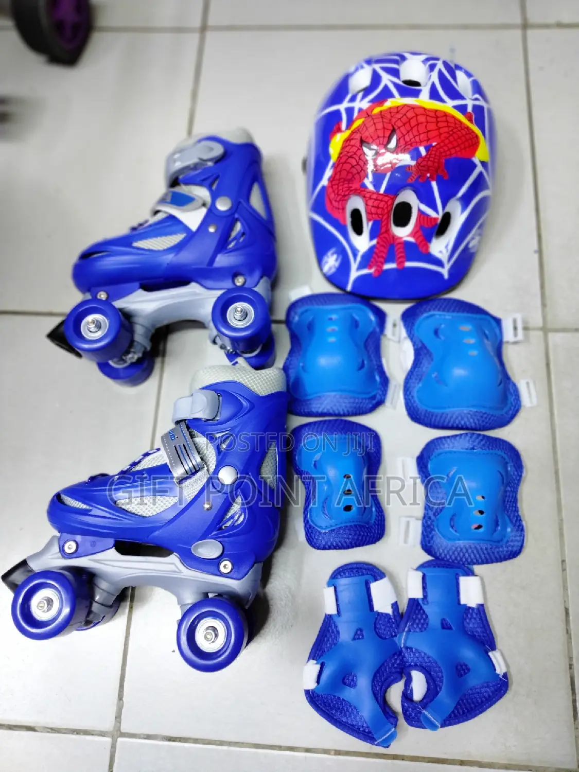 Full Set Four Wheels Adjustable Kids Skates