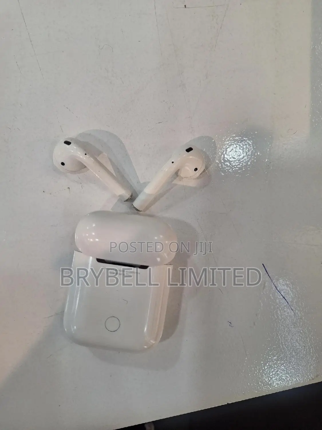 Original Apple Airpods 1