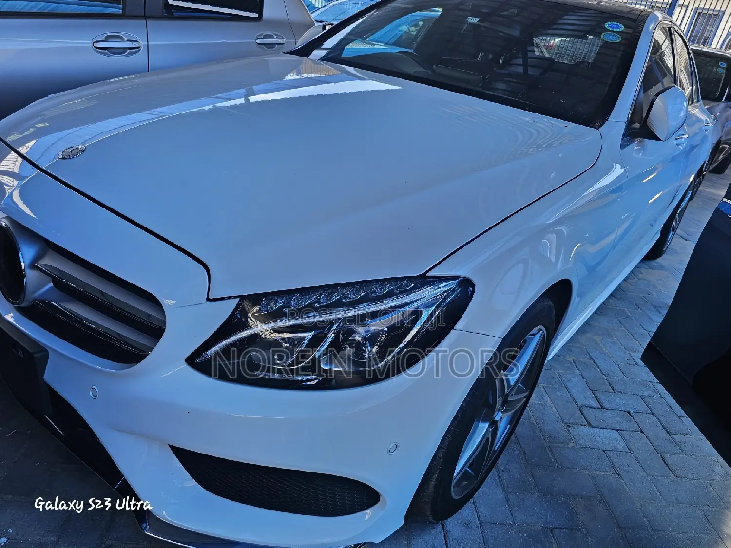 Mercedes-Benz C200 2018 Pearl