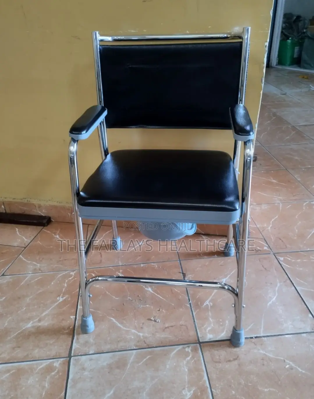 Commode Chair With Back Rest- 893