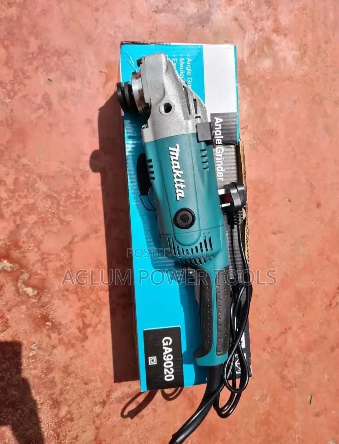 Professional Makita Angle Grinder 9"