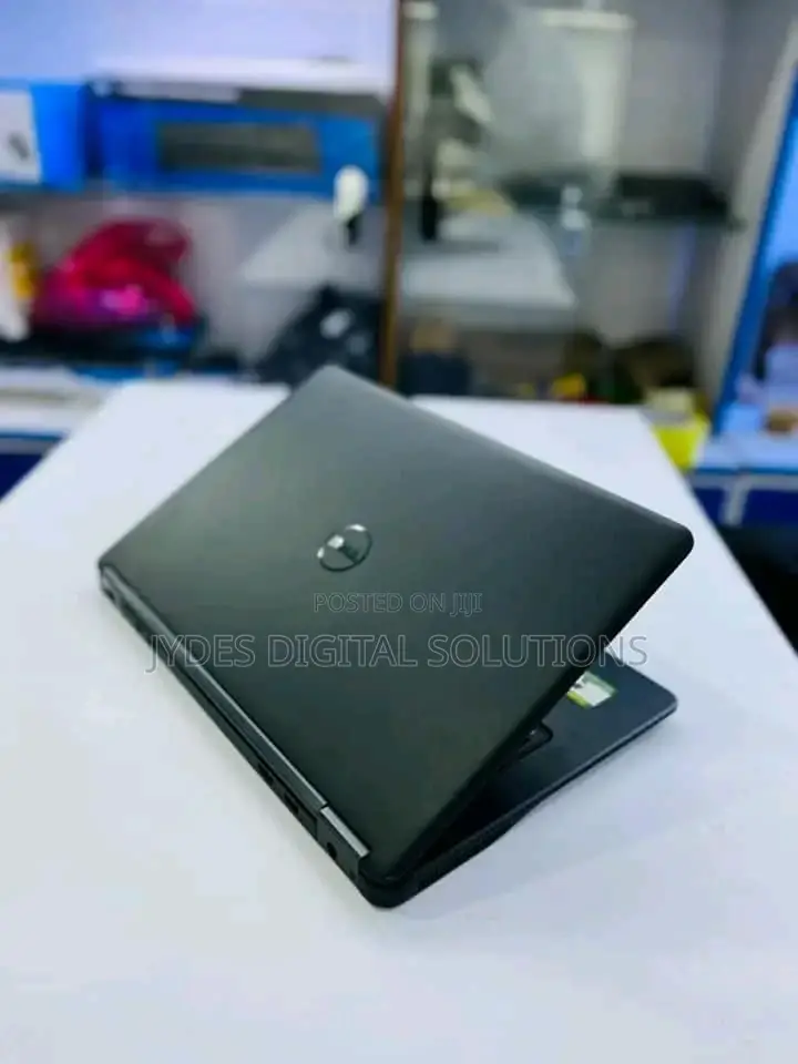Laptop Dell Latitude E7450 6GB Intel Core I5 SSD 256GB