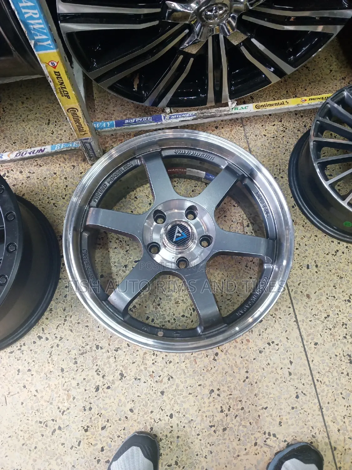 Gray Silver Monoblock 17 Inch Rims for Mazda CX-5, Harrier
