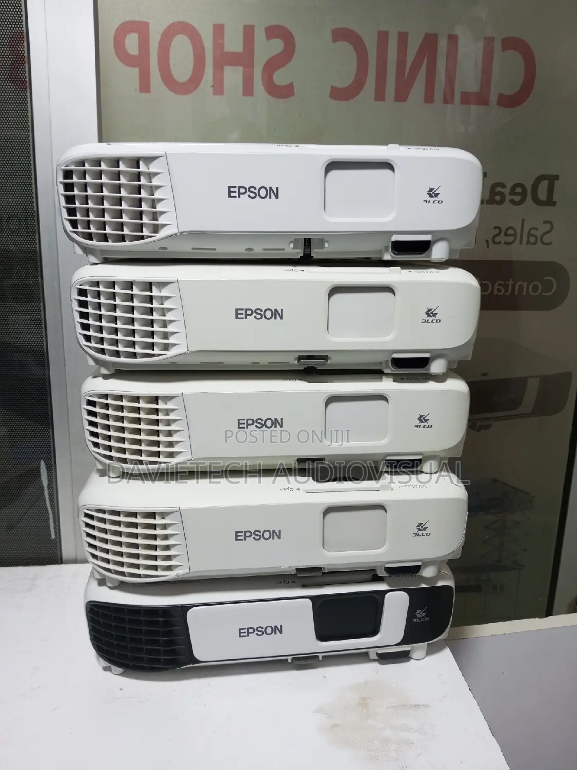 Epson Cb X05 Xuk Projectors, Xga