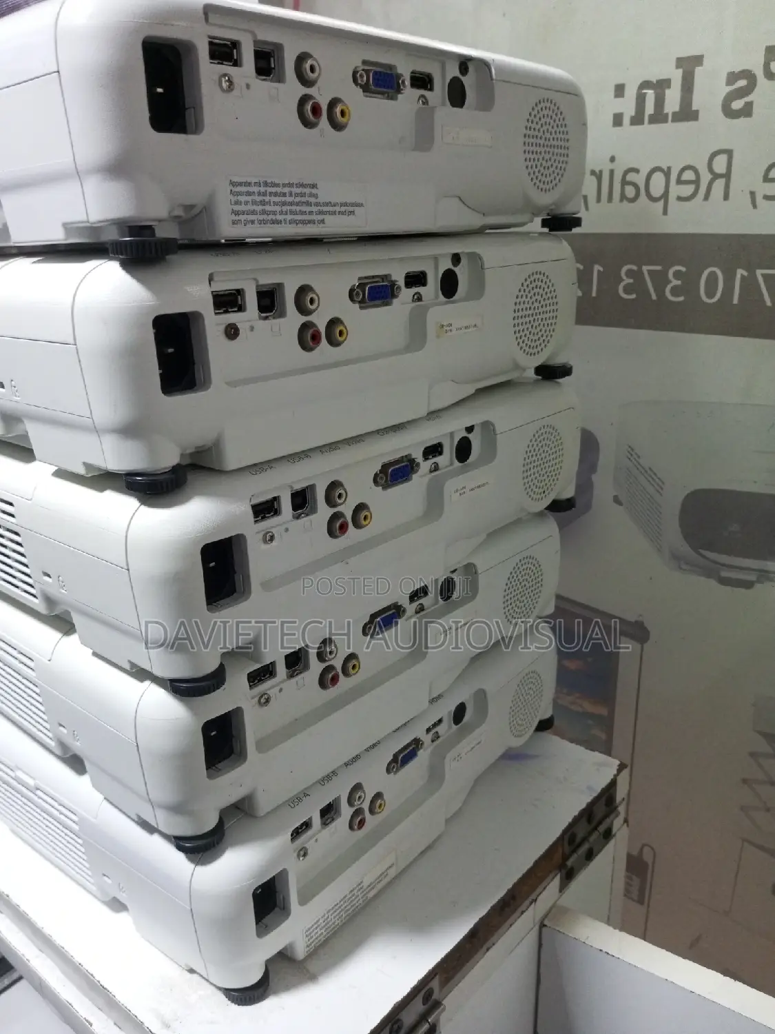 Epson Cb X05 Xuk Projectors, Xga