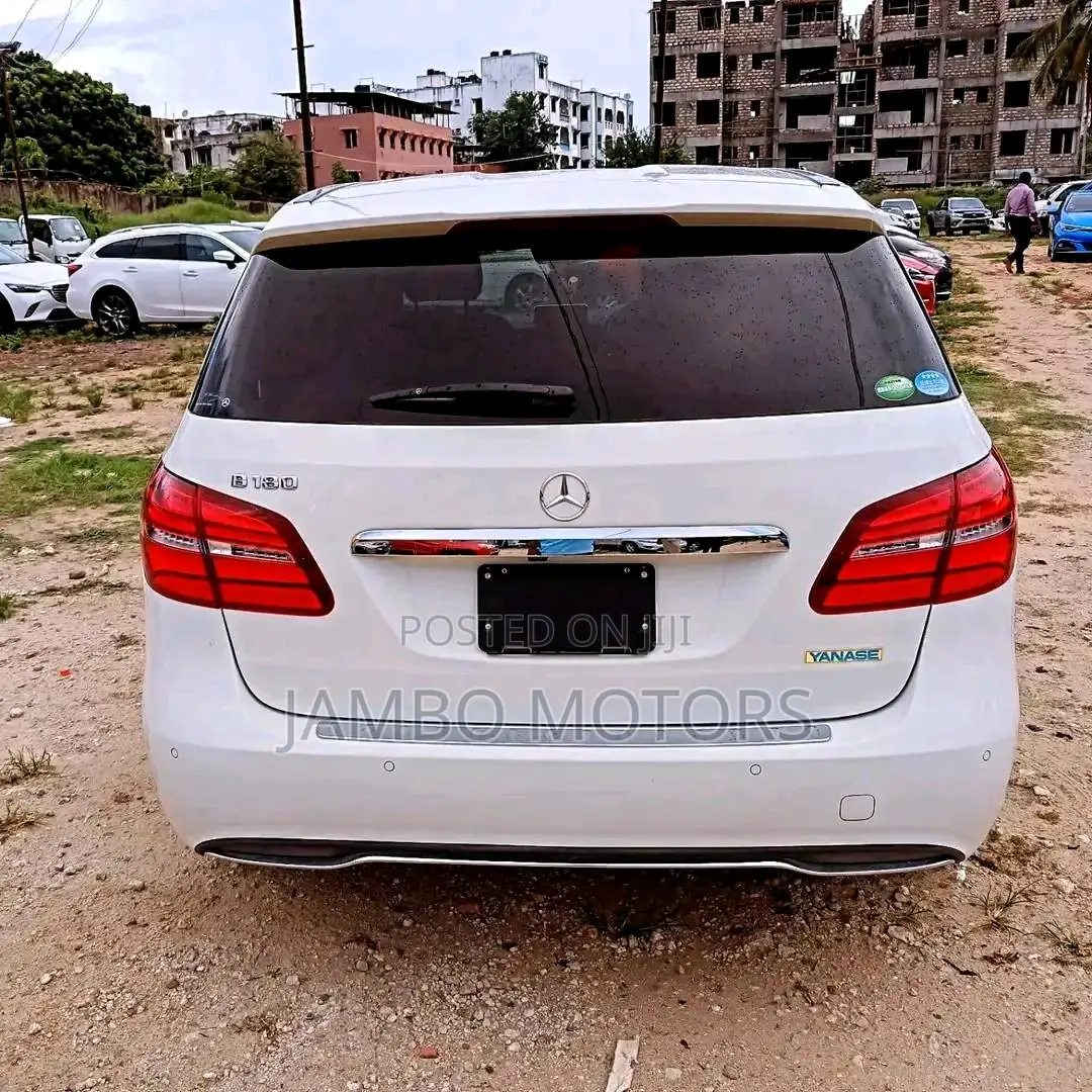 Mercedes-Benz B-Class Base B 250e 2017 White