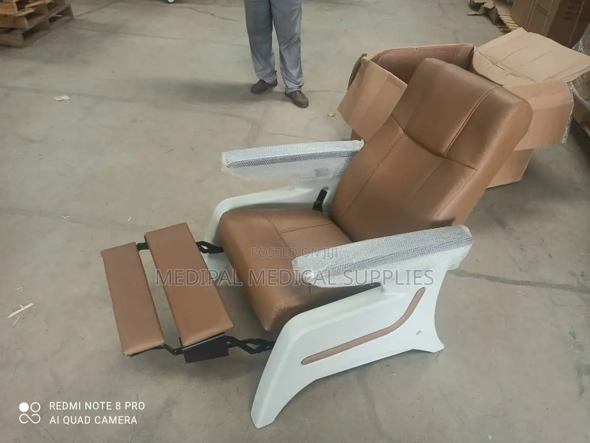Manual Dialysis Chair