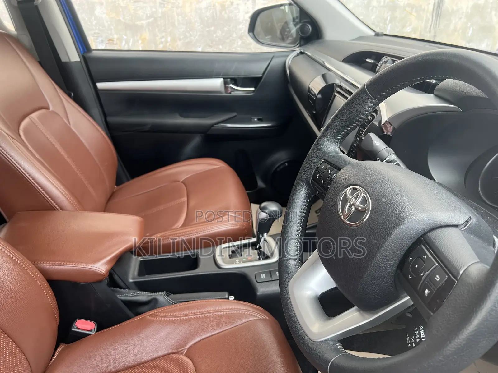 Toyota Hilux 2017 Blue