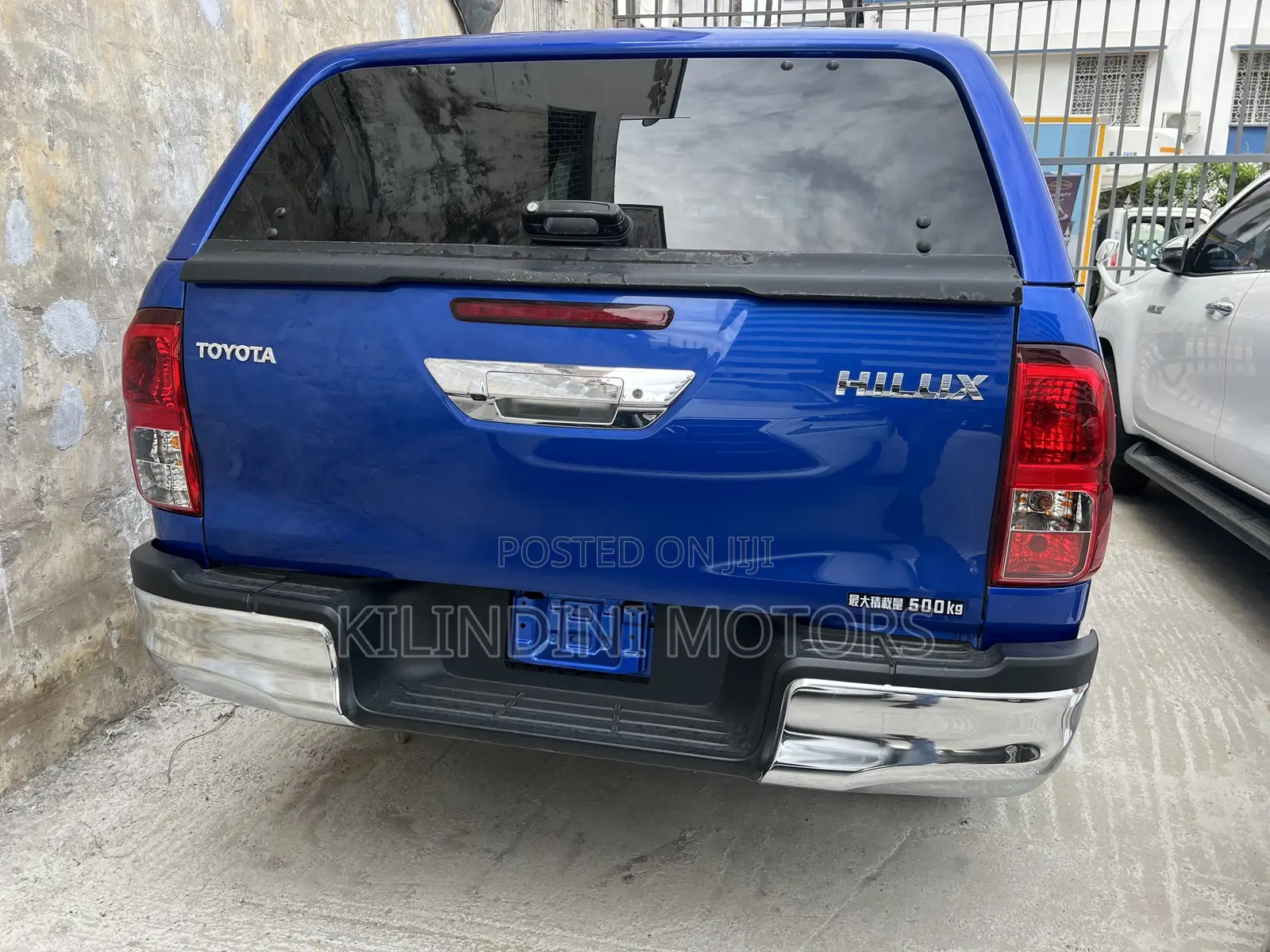 Toyota Hilux 2017 Blue