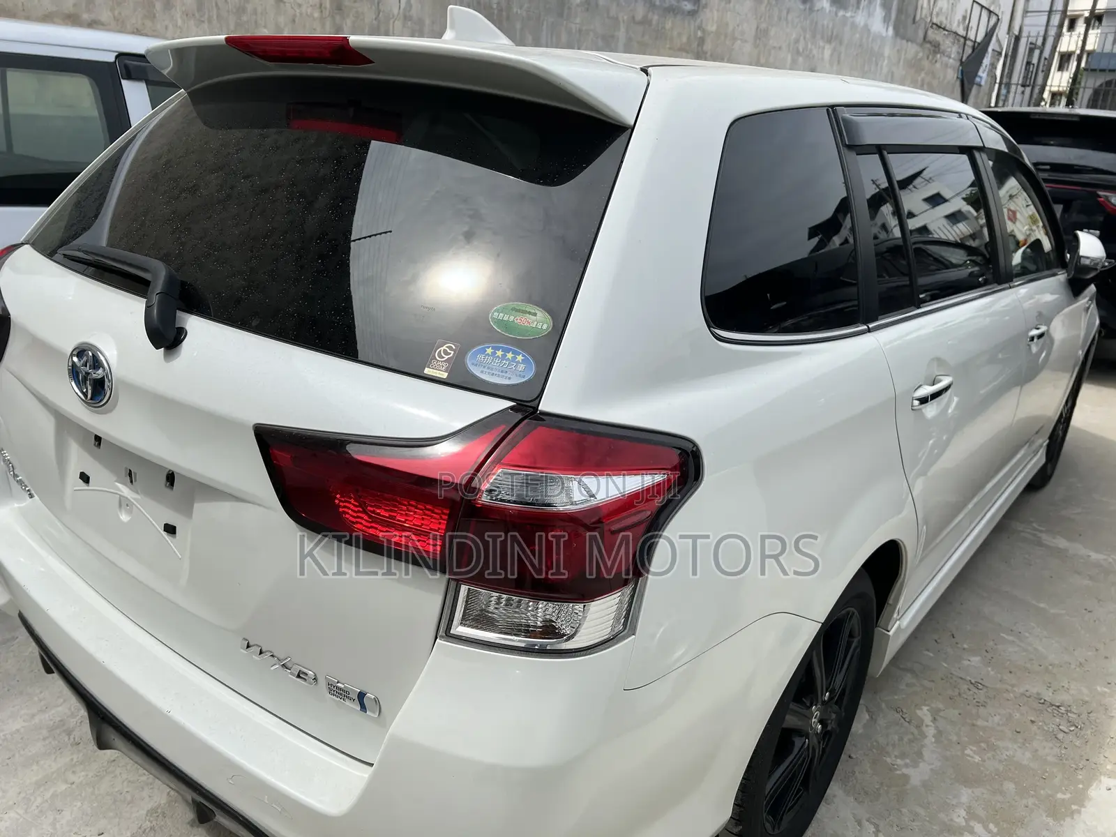 Toyota Corolla Fielder 2017 Blue
