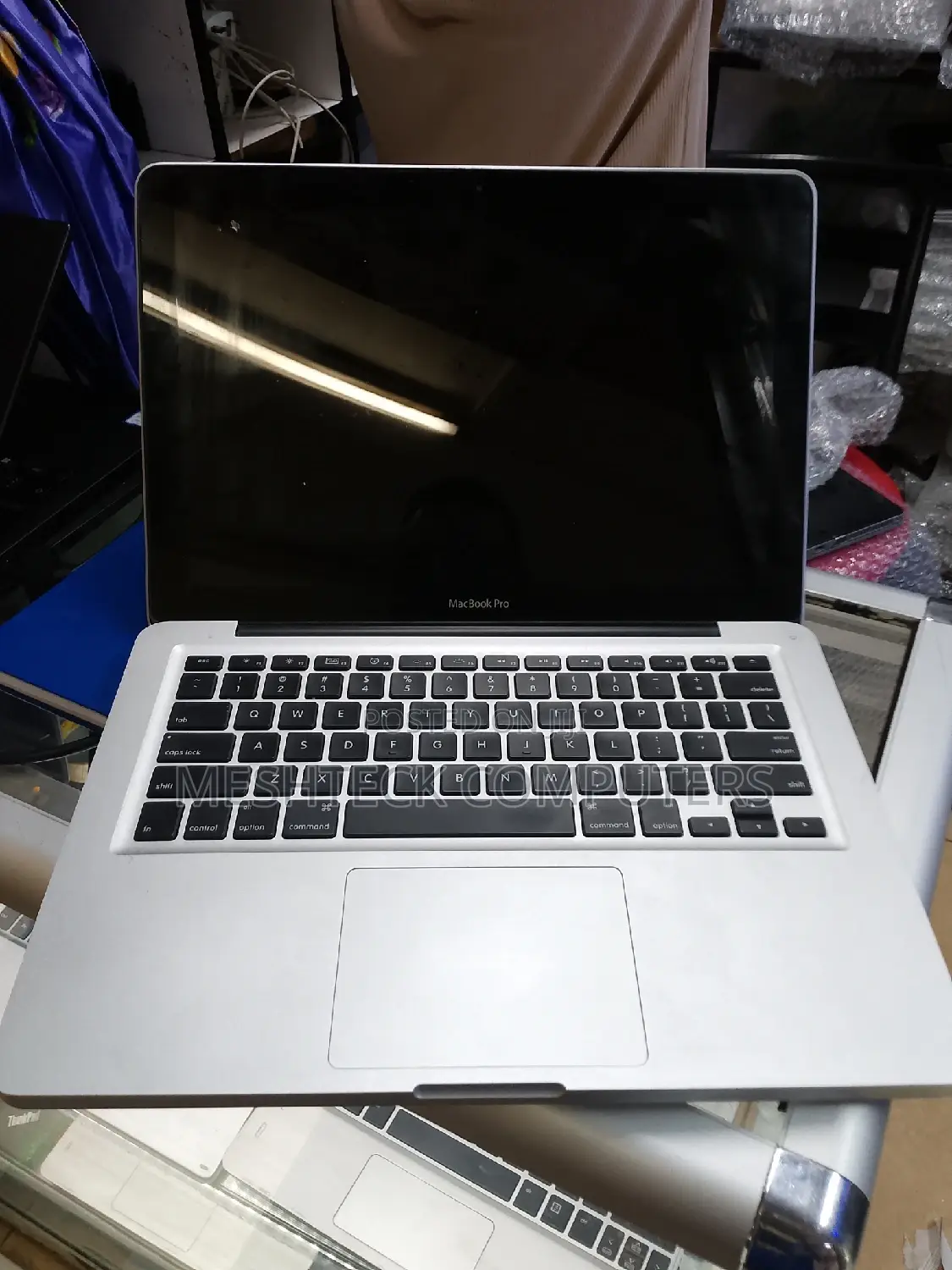 Laptop Apple MacBook Pro 8GB Intel Core I5 SSD 256GB