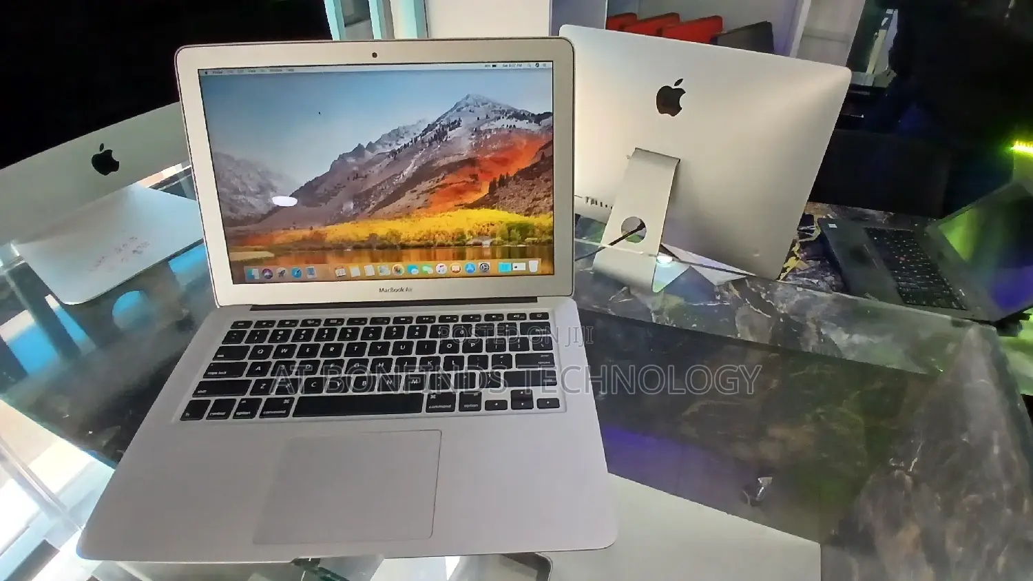 Laptop Apple MacBook Air 8GB Intel Core I7 SSD 256GB