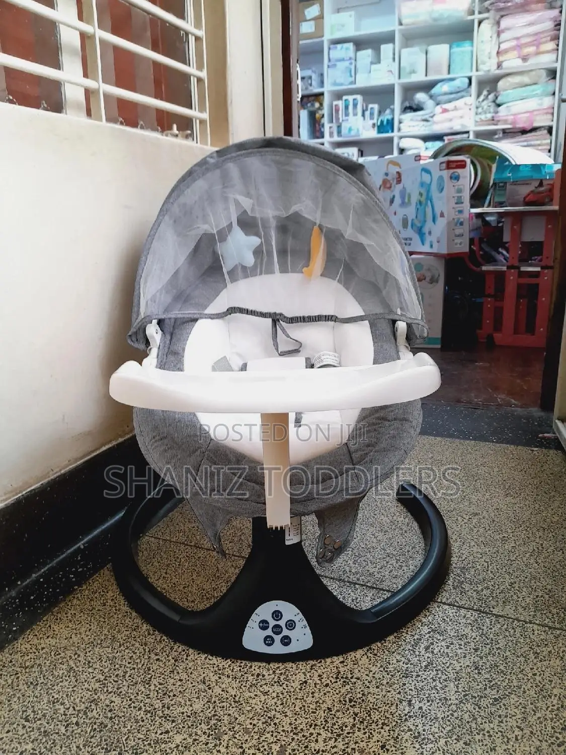 Electric Baby Swing * Electric Baby Swing With Feeding Tray