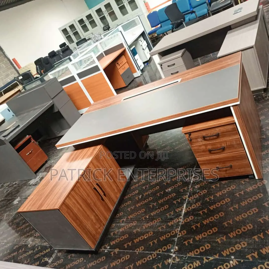 Executive Imported Morden Office Desk