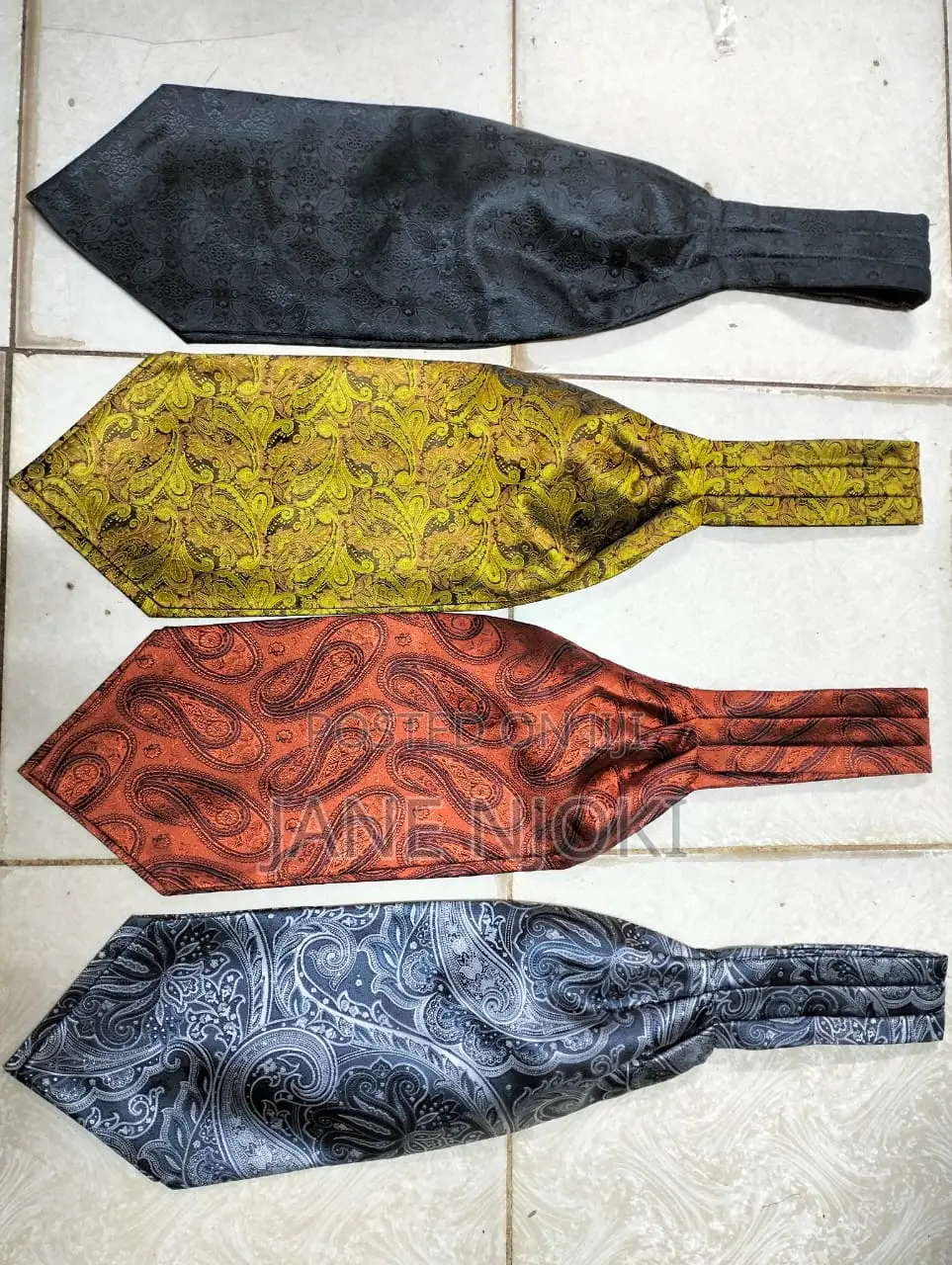 Cravats Ties