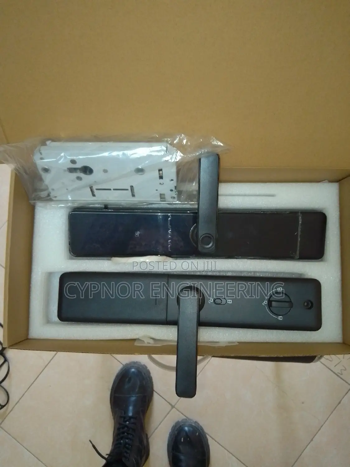 Smart Door Lock With Mobile App