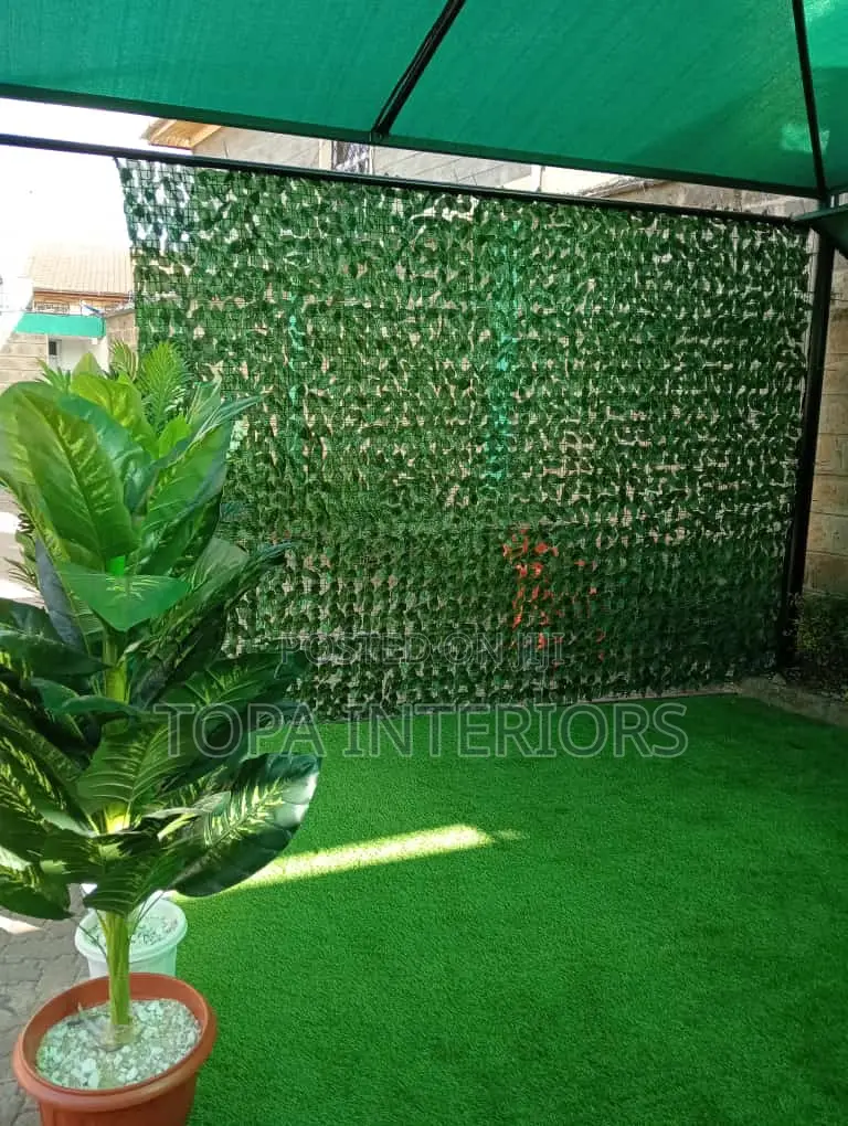 Artificial Turf Grass Carpets and Artificial Privacy Fence