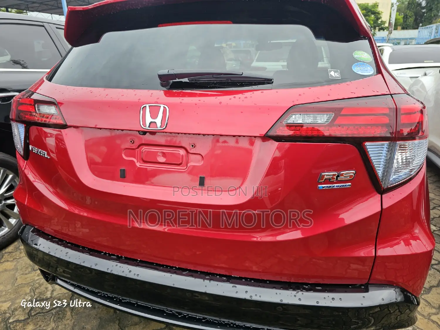 Honda Vezel 2017 Red