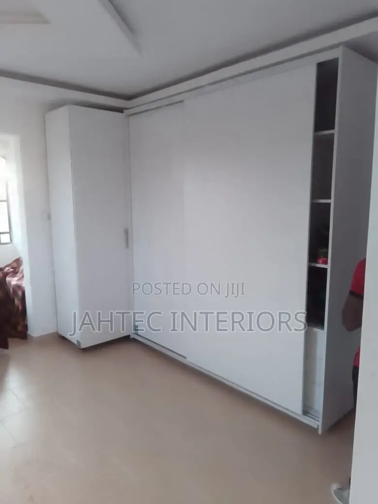 Wardrobes Instalation White Boards