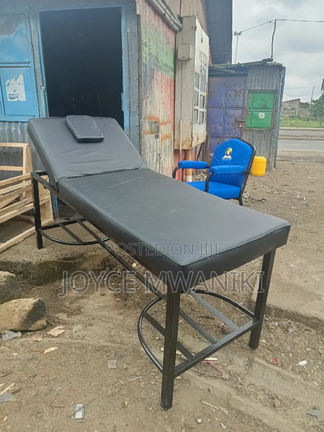 Massage Bed, Black
