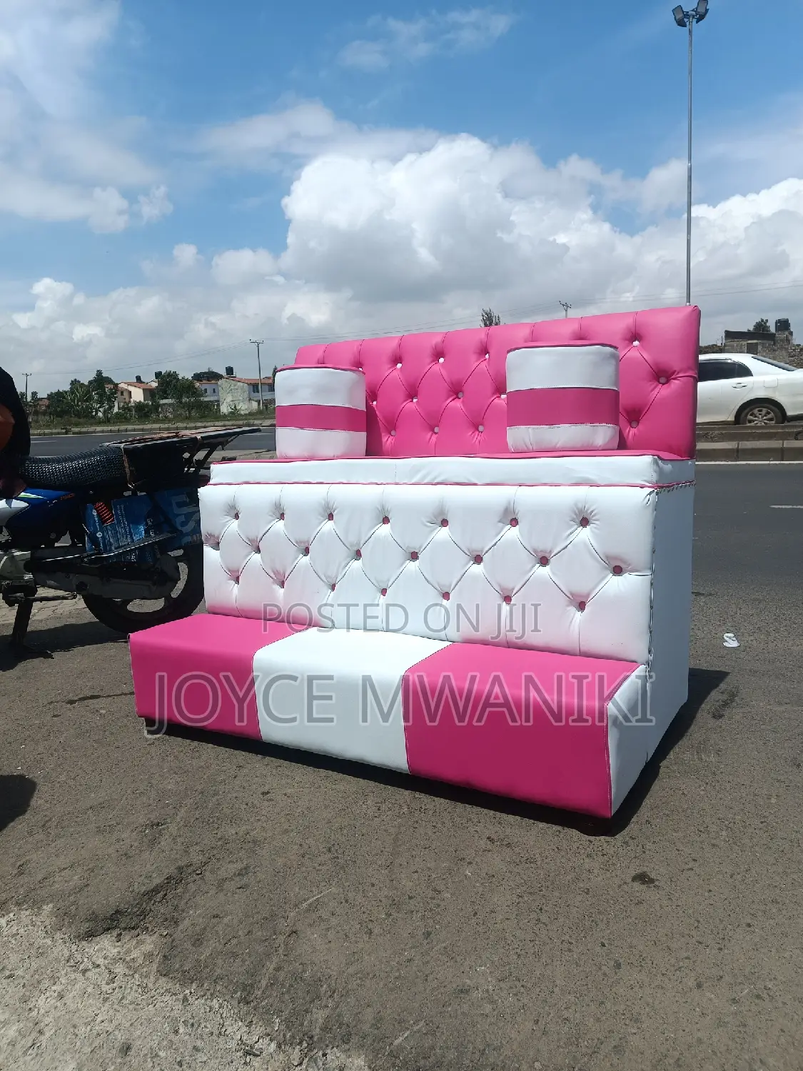 Pedicure Seat, 3 Seater White and Pink 