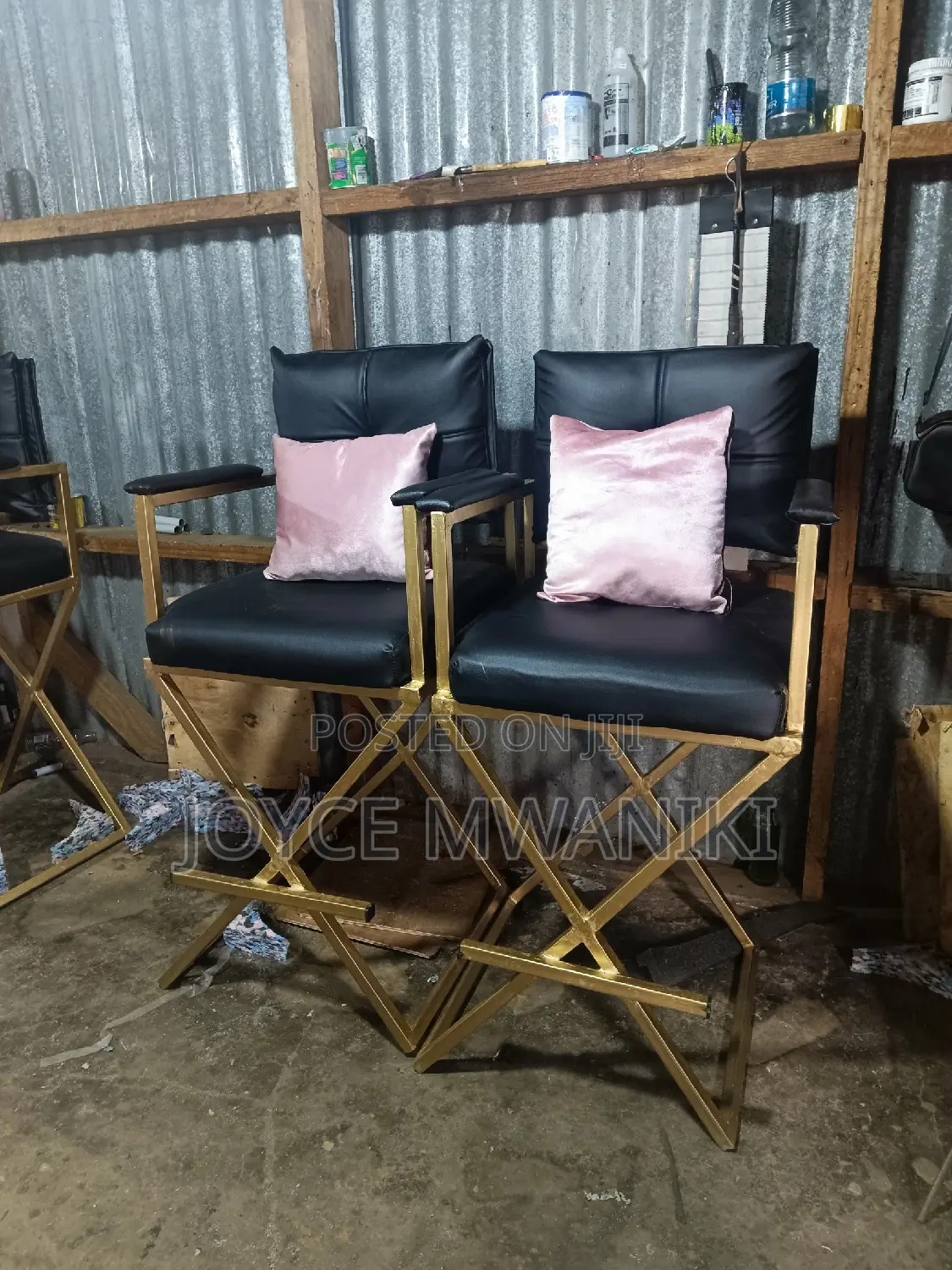 Makeup Chair, Black With a Pillow 