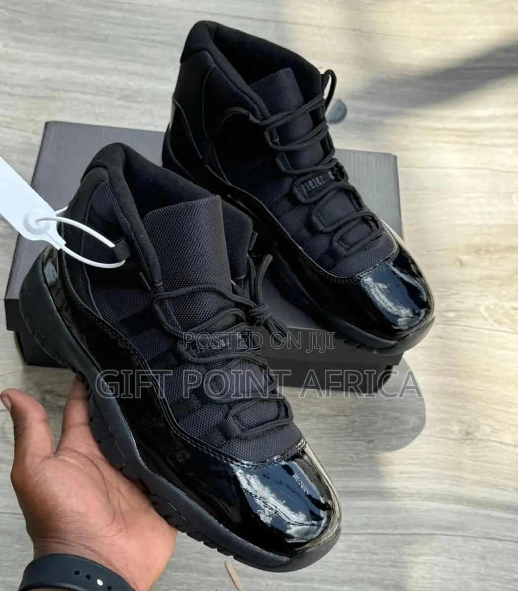 Air Jordan 11 Sneakers