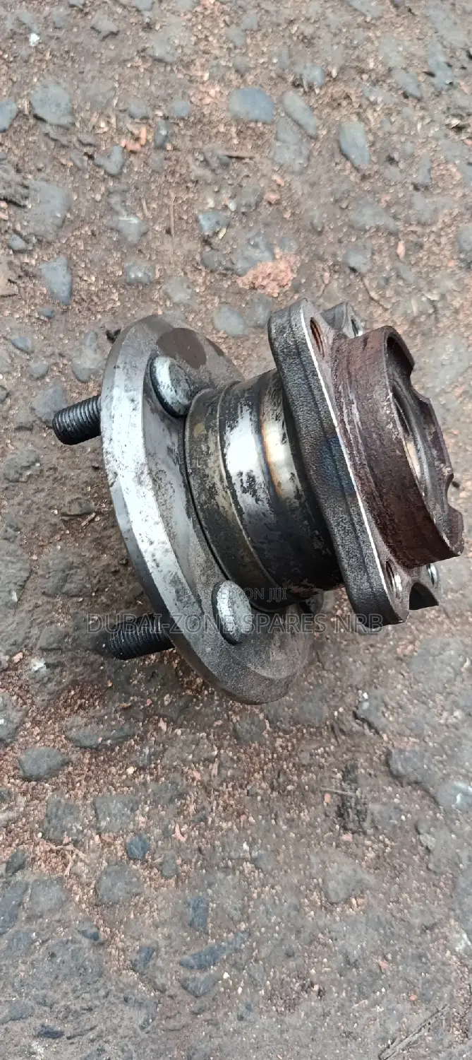 Fielder,Nze,Wish, Vanguard, Nt31,Rav4, Rear Wheel Hubs 4-Wd.
