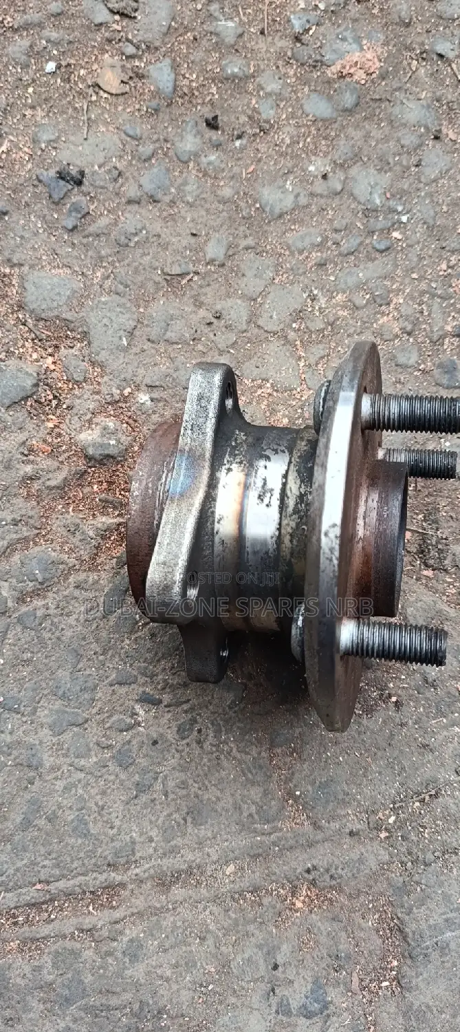 Fielder,Nze,Wish, Vanguard, Nt31,Rav4, Rear Wheel Hubs 4-Wd.