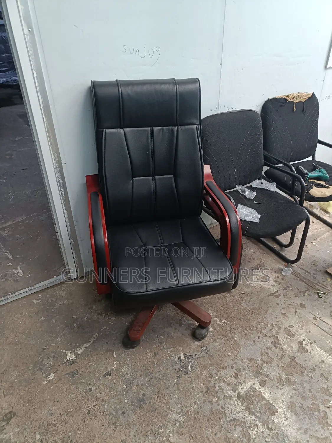 Executive Office Chair Executive Office Chair.