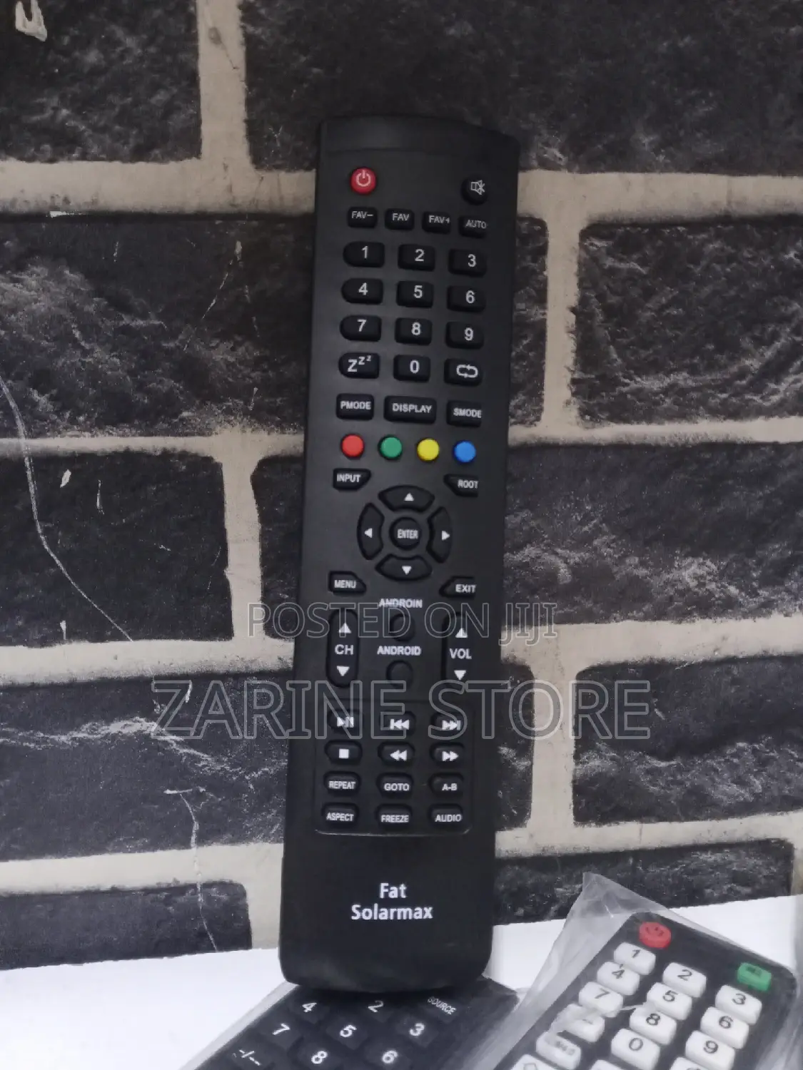 Fat Solarmax Digital Tv Remote + Free Batteries