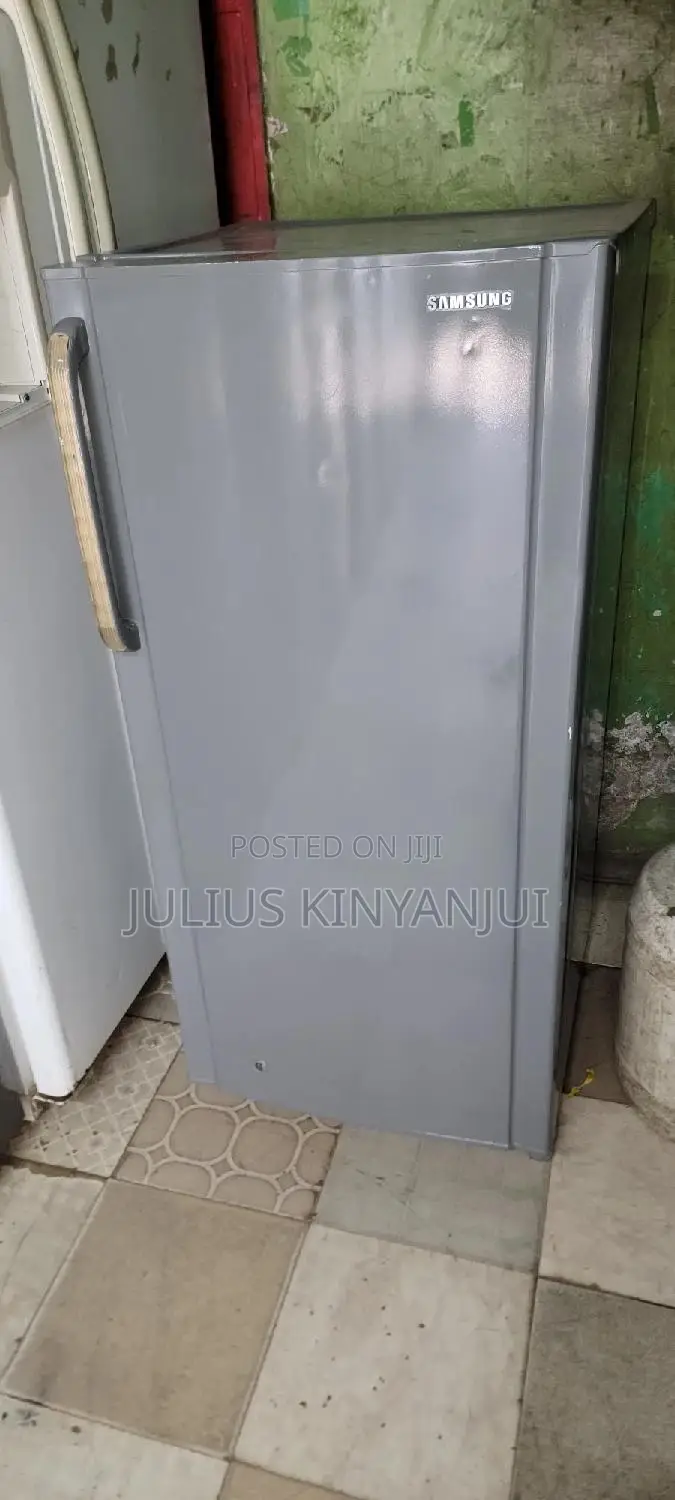 Samsung Fridge 200L