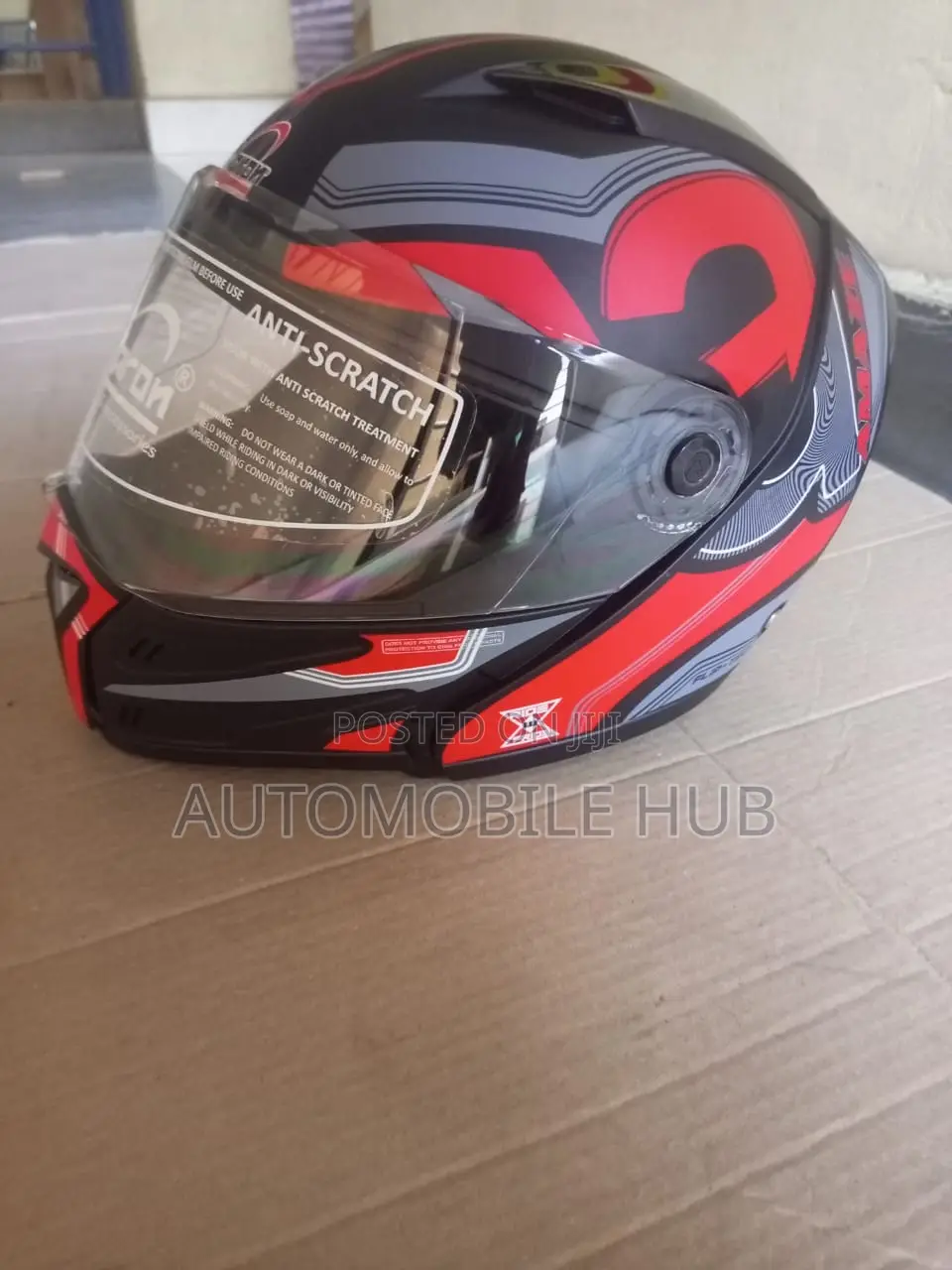Aaron Antiscratch Flip Up Helmet for Motorbike