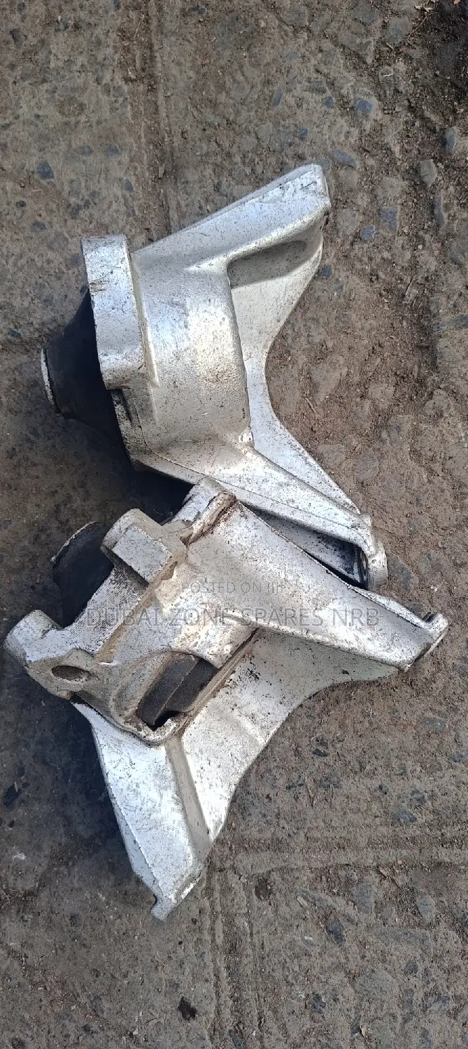 Honda Stream,Crv,Rd 5,7, EX Japan Genuine Engine Mount.