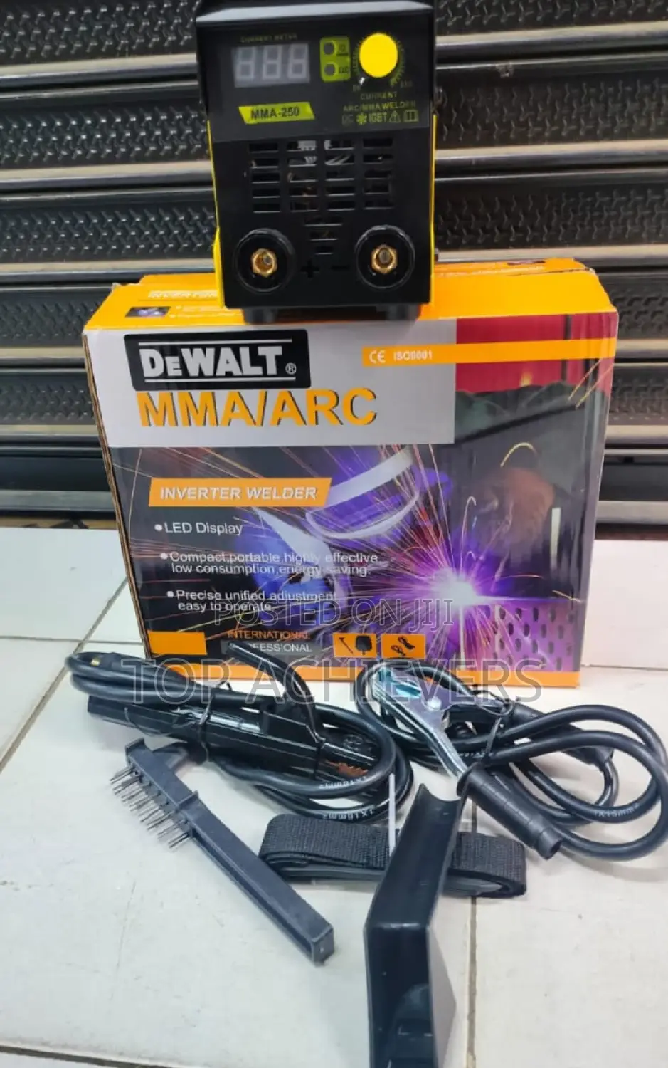 Portable Welding Inverter 250amp Dewalt