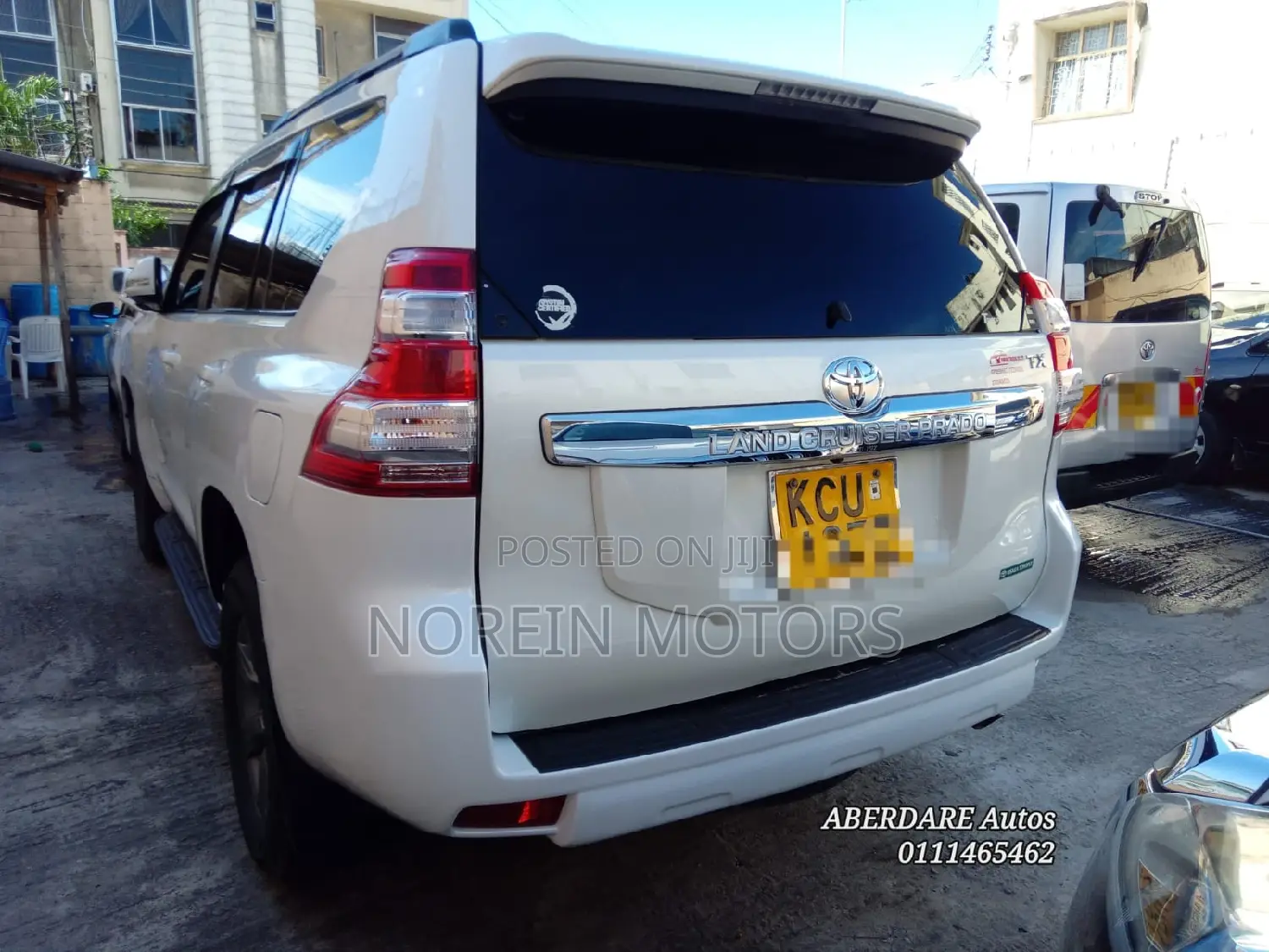 Toyota Land Cruiser Prado 2013 White