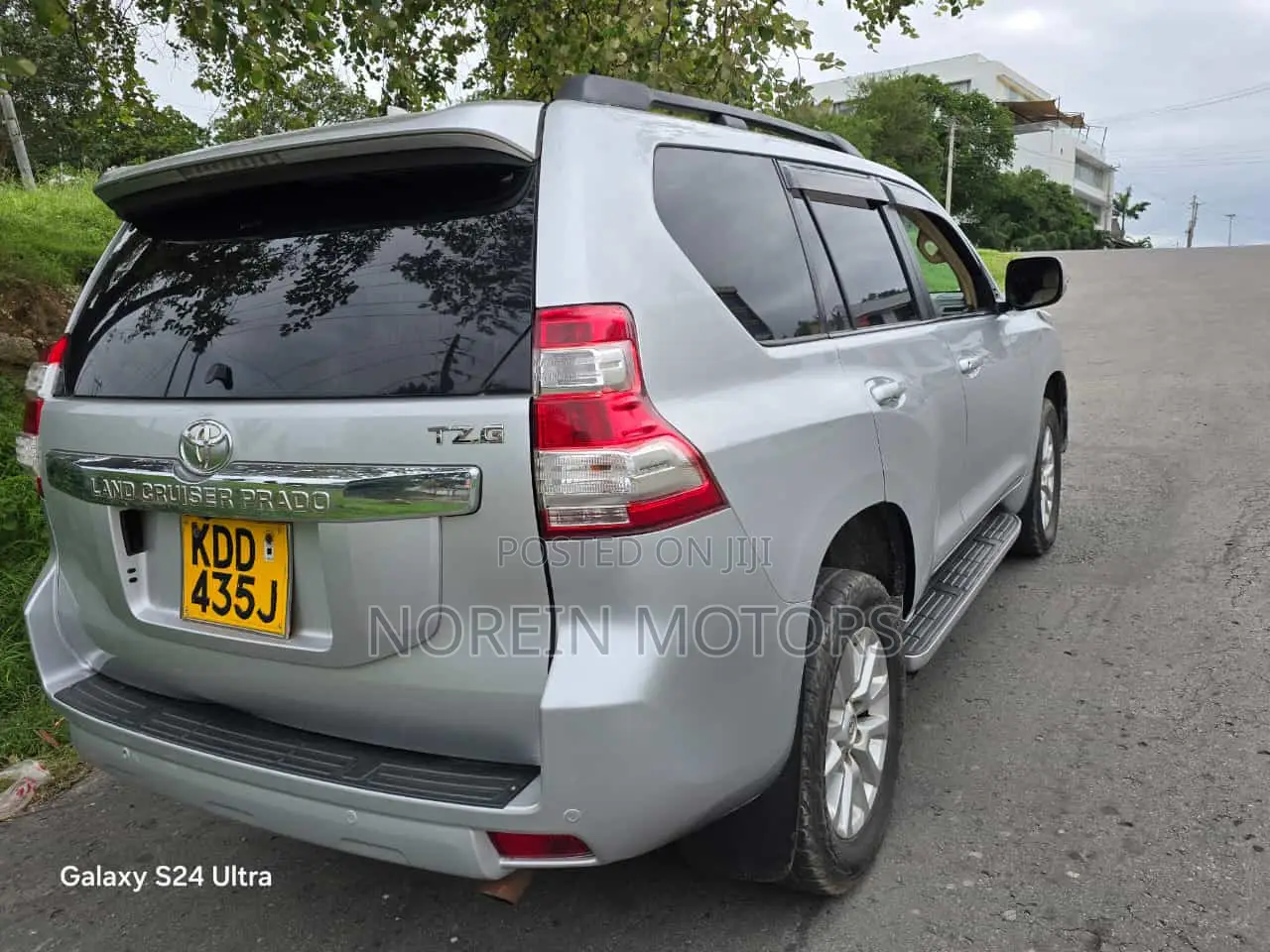 Toyota Land Cruiser Prado 2015 Silver