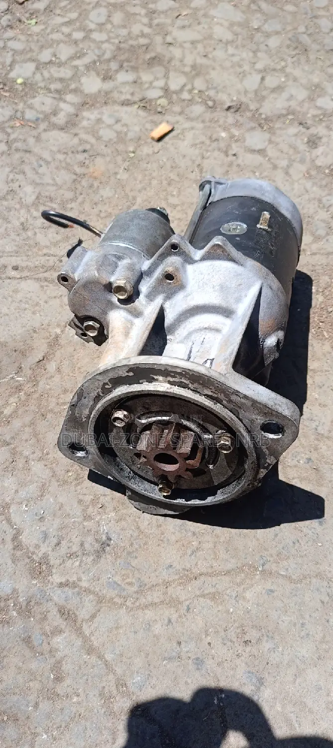 Nissan Caravan Zd30 EX Japan Genuine Starter.