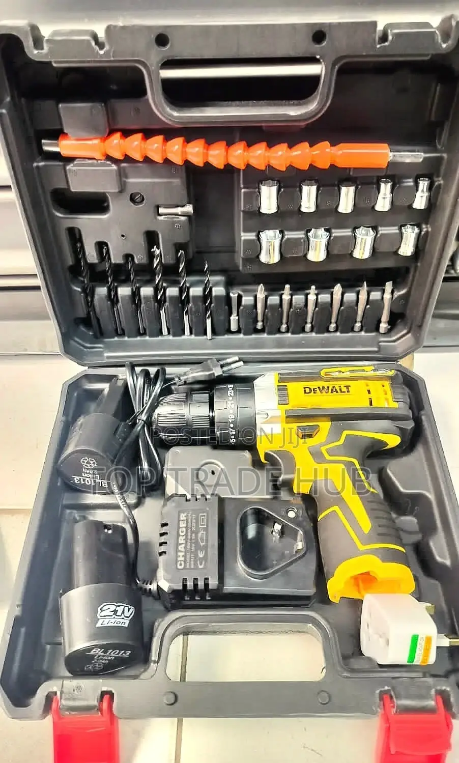 Dewalt Cordless Drill Toolkit 21V