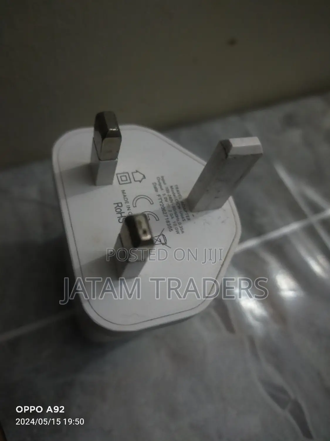 3 Pin Charger for AA AAA and 9V Batteries