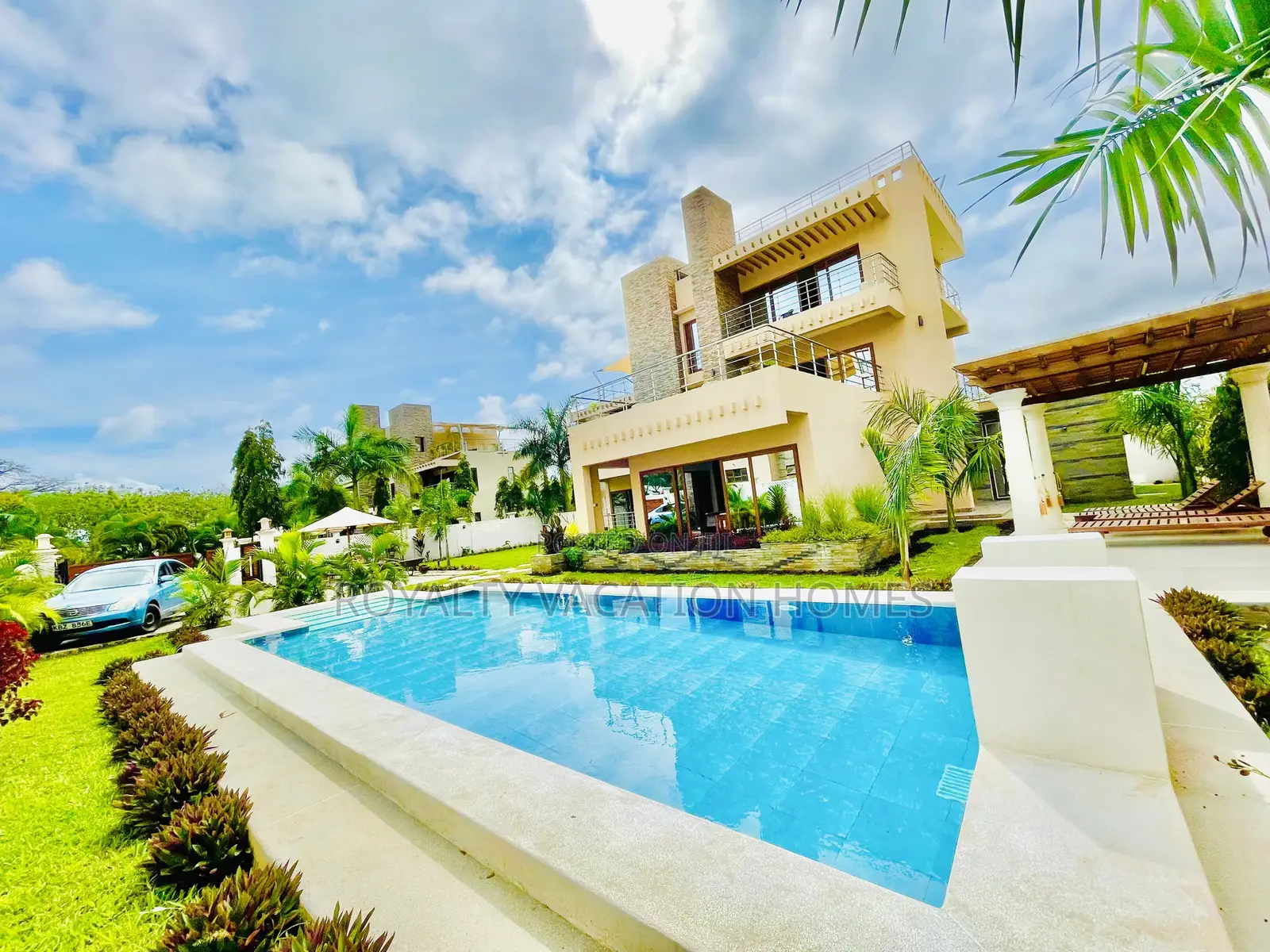 5 Bedroom Family Holiday Villa in Diani Beach