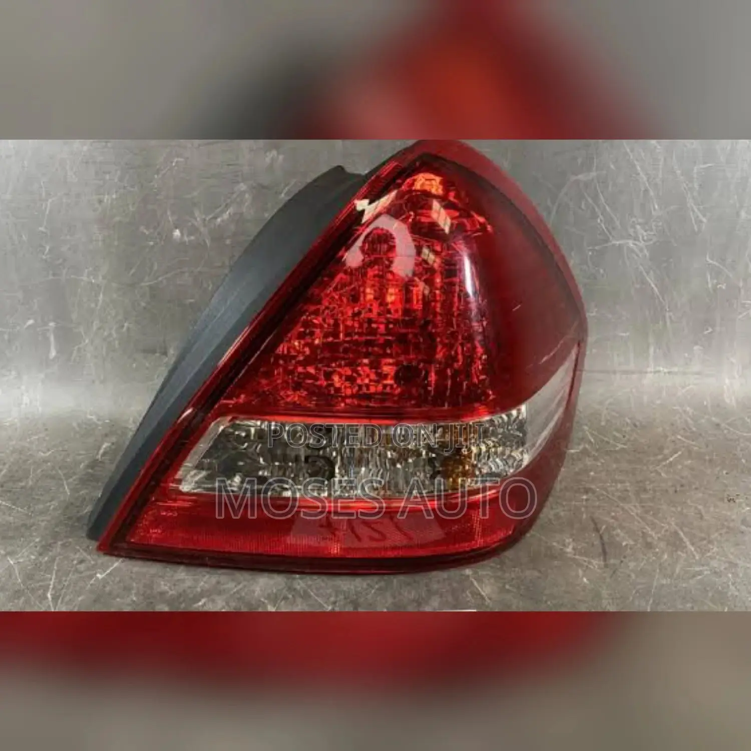 Nissan Tiida Saloon Back Lights Taillight