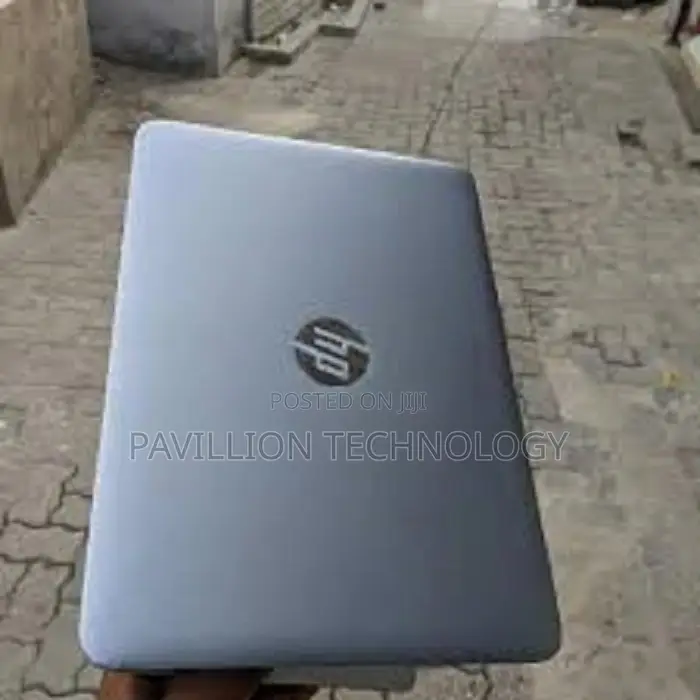 Laptop HP EliteBook 820 G3 8GB Intel Core I5 SSD 256GB
