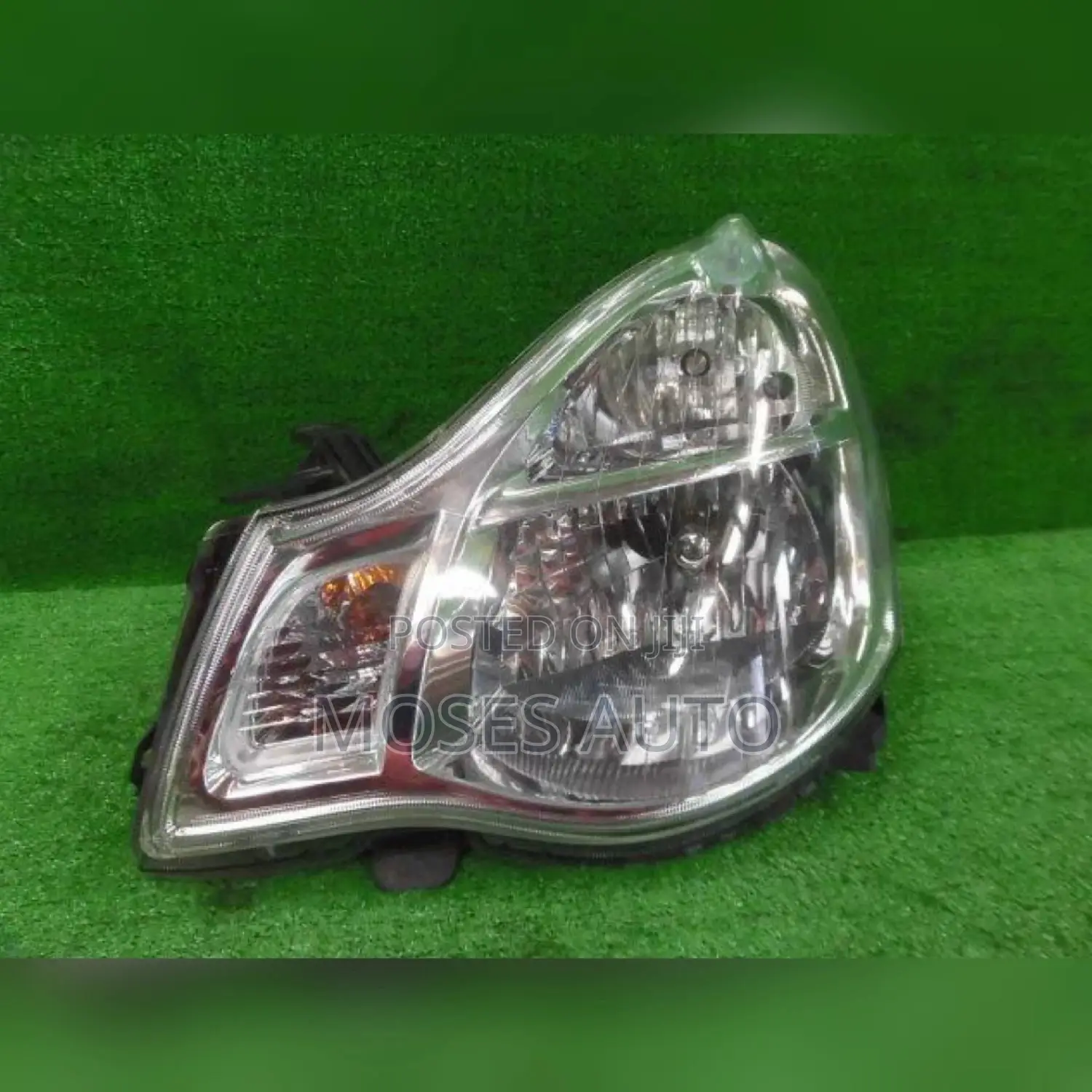 Nissan Sylphy/Bluebird Headlight