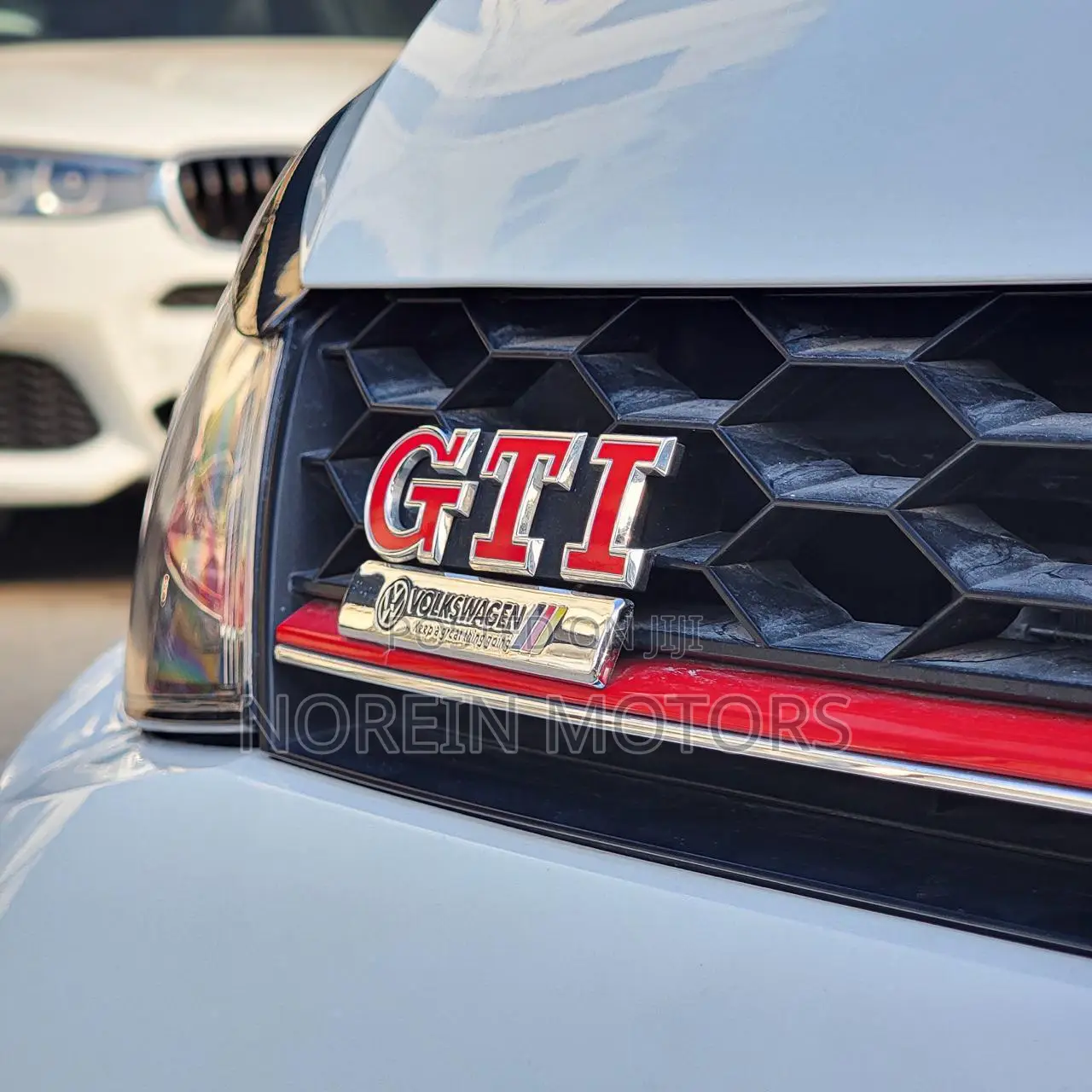 Volkswagen Golf GTI 2018 White