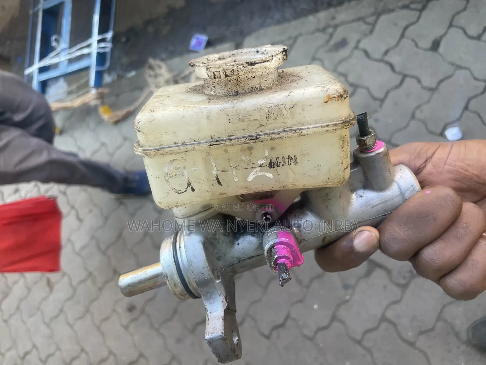 Master Cylinder for Subaru Legacy