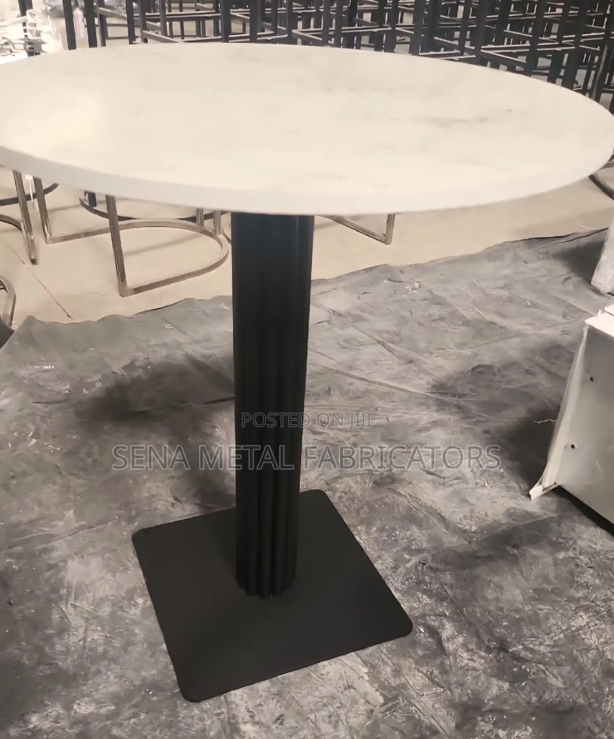 High-Quality Powdercoated Restaurant/ Hotel Table