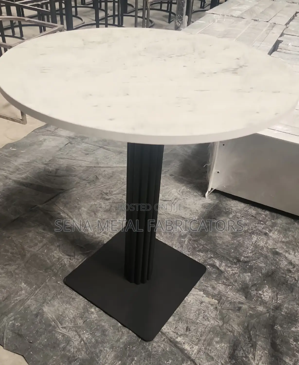 High-Quality Powdercoated Restaurant/ Hotel Table